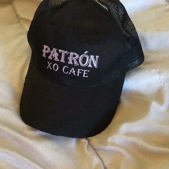 Two hats. Like new. - Picture 2 of 8